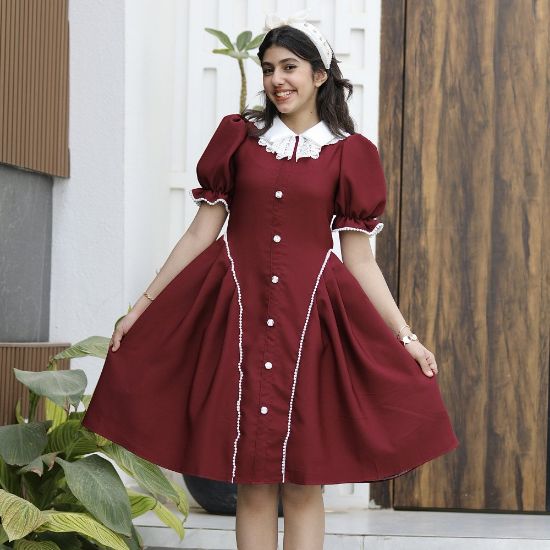 صورة فستان بناتي عودي مرصع بالفصوص وأزرار أمامية فاخرة - 1161